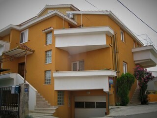 Apartment Okrug Gornji  2