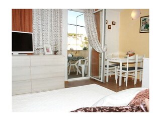 Apartment Okrug Gornji  9