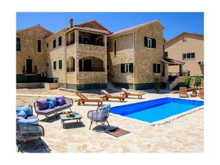 Apartment Razanac  5