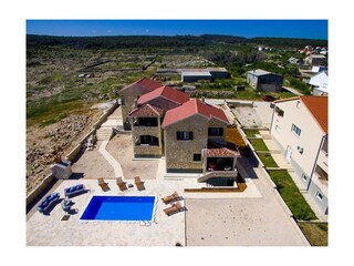 Apartment Razanac  11