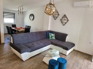 Apartment Povljana  7