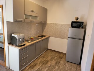 Apartment Povljana  12