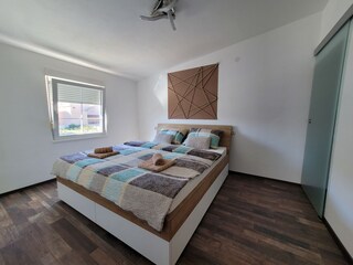 Apartment Povljana  13