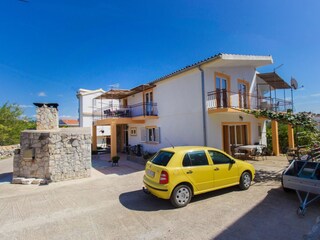 Apartment Pirovac  1