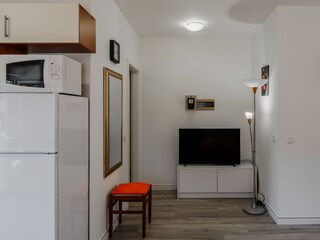 Apartment Povljana  5