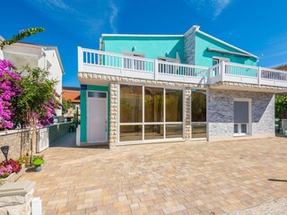 Apartment Povljana  4