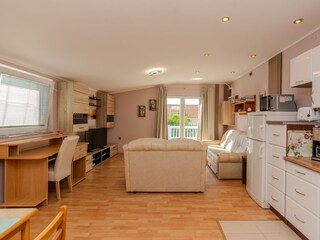 Apartment Povljana  11