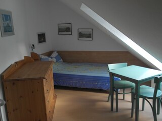 Schlafzimmer 2