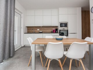 Apartment Povljana  12