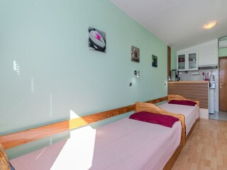 Apartment Povljana  8