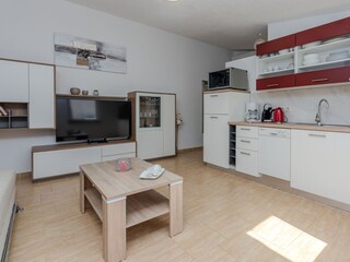 Apartment Povljana  11