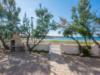 Apartment Povljana  4