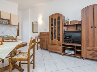 Apartment Povljana  6
