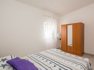 Apartment Povljana  10