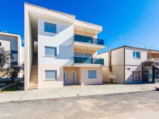 Apartment Povljana  2