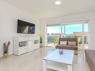 Apartment Povljana  3