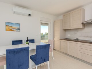 Apartment Povljana  6