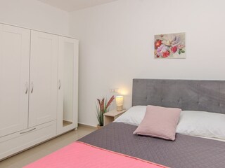 Apartment Povljana  10