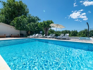 Apartment Nova Vas  6