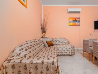 Apartment Nova Vas  16