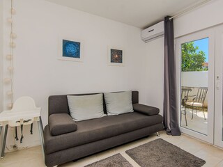 Apartment Povljana  4