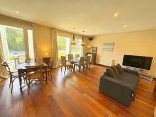 Villa Conil de la Frontera Living Room 5