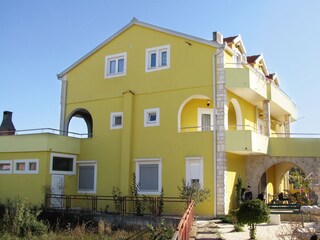 Apartment Brodarica  4