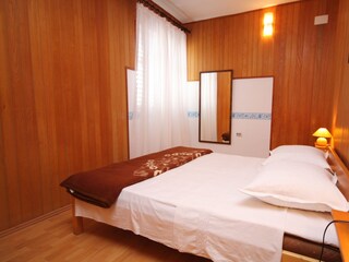 Apartment Jezera  16