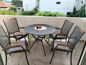 Two bedroom apartment with terrace and sea view Turanj, Biograd A-6177-a