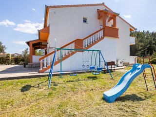 Apartment Mrljane  3