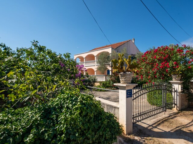 Apartment Turanj 2