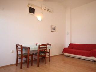 Apartment Preko  12