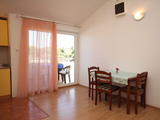 Apartment Preko  13