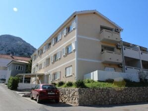 Two bedroom apartment with balcony and sea view Baška, Krk A-18794-b