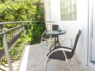 Holiday room Baska  6