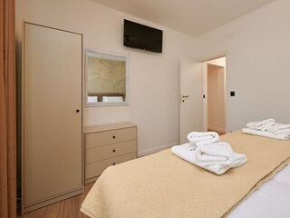 Apartment Okrug Gornji  32