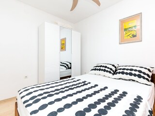 Holiday house Arbanija  36