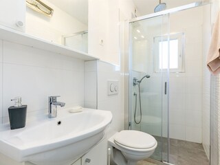 Holiday house Arbanija  39