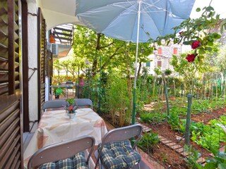 Apartment Mali Maj  26