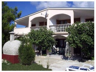 Apartment Povljana  2