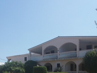 Apartment Povljana  5