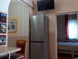 Three bedroom apartment with balcony Vir A-21512-c