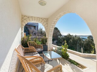 Apartment Okrug Gornji  1