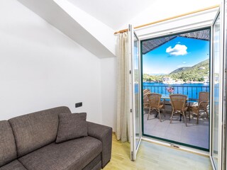 Apartment Zastražišće  17