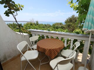 Apartment Povljana  35