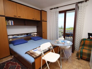 Holiday room Povljana  19