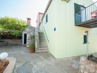 Apartment Dragove  9