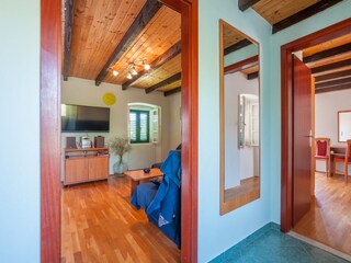 Apartment Dragove  32