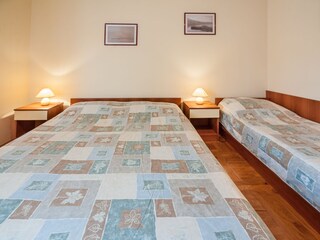 Apartment Dragove  9