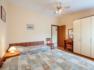 Apartment Dragove  12